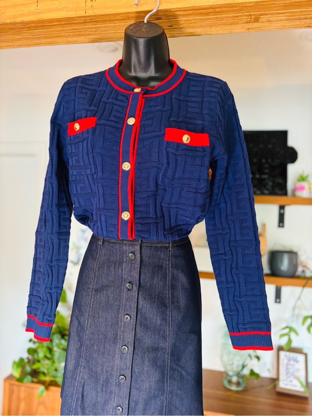 Chic Knit Button-Up Cardigan Sweater Navy Red L